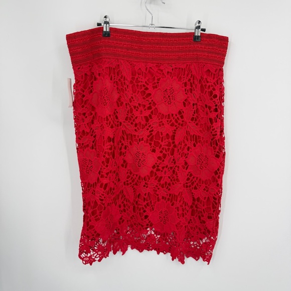 NWT Simply Emma SKIRT Red Lace Knee Length Pencil Sz 1X Form Fitting - Picture 4 of 9